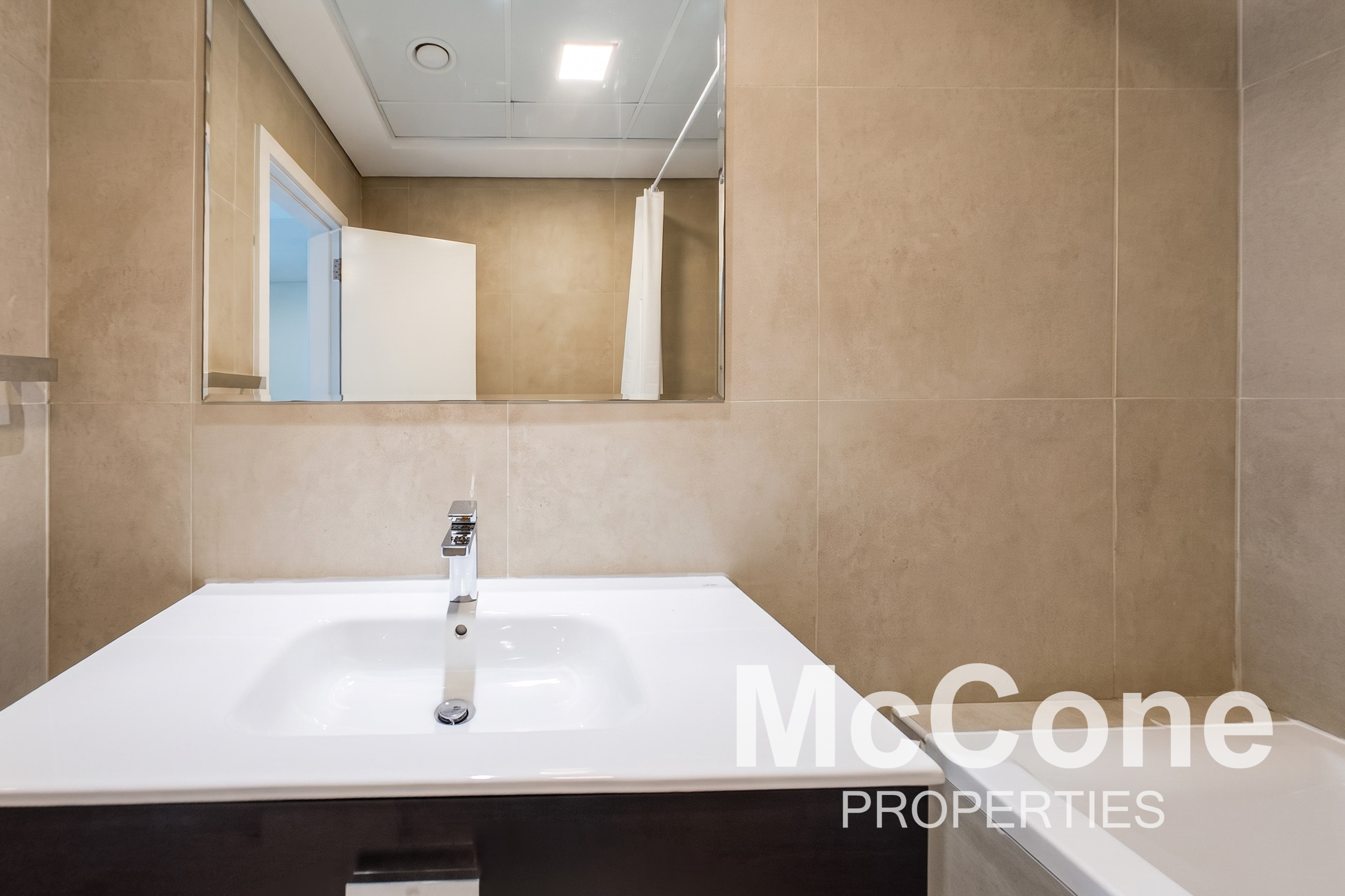 2 Bedroom Apartment for Rent in Marina Arcade Tower, Dubai Marina — photograph 11 of 15