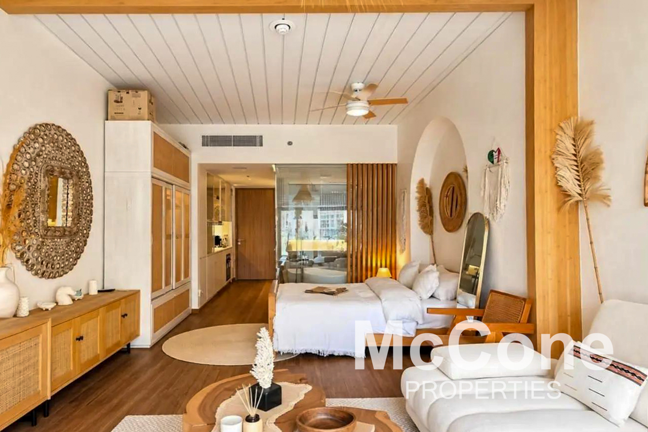 Studio Apartment for Rent in LIV Residence, Dubai Marina — photo 2 of 10