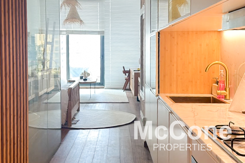 Studio Apartment for Rent in LIV Residence, Dubai Marina — photo 7 of 10