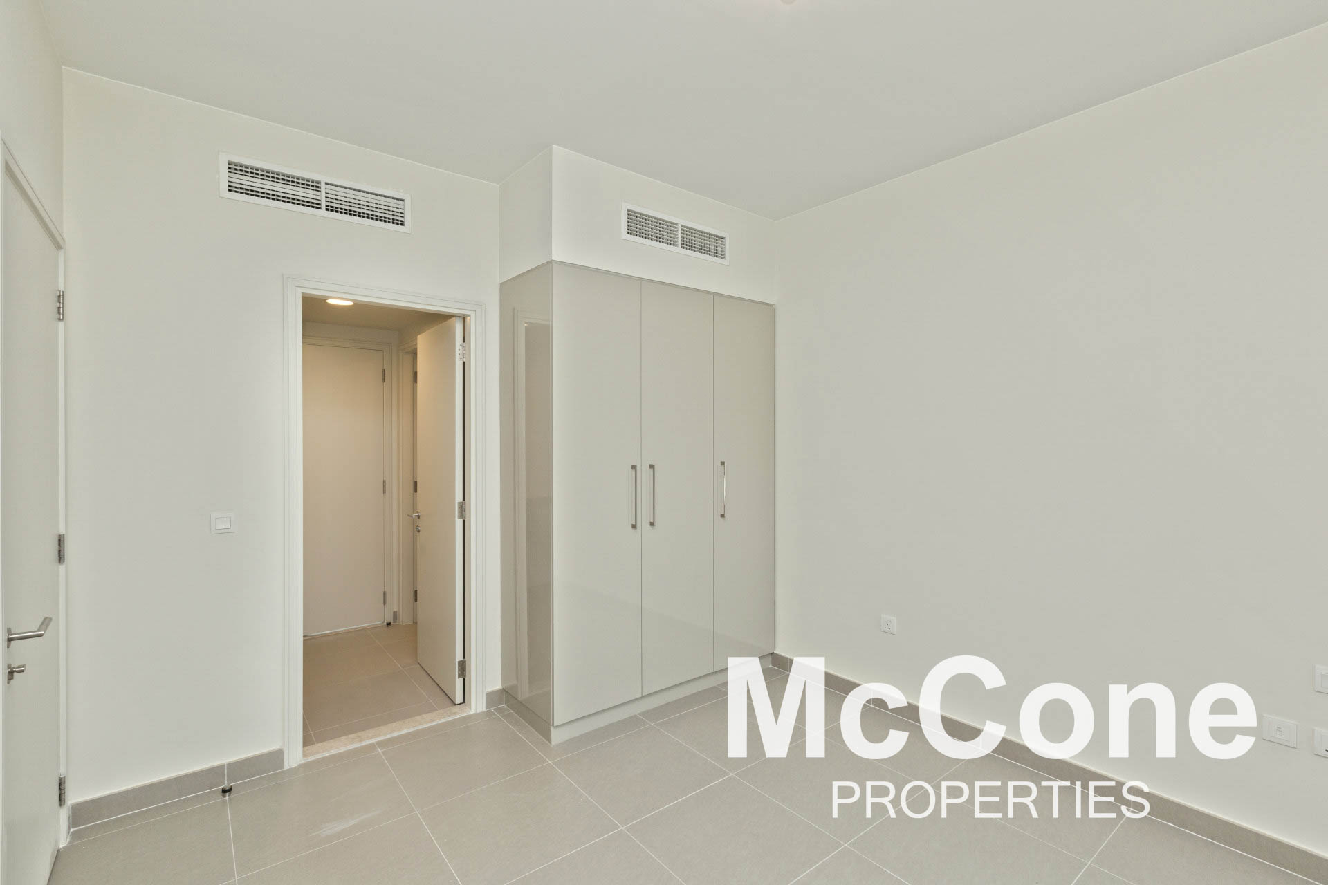 4 Bedroom Villa for Rent in Maple 2, Dubai Hills Estate — photo 7 of 13