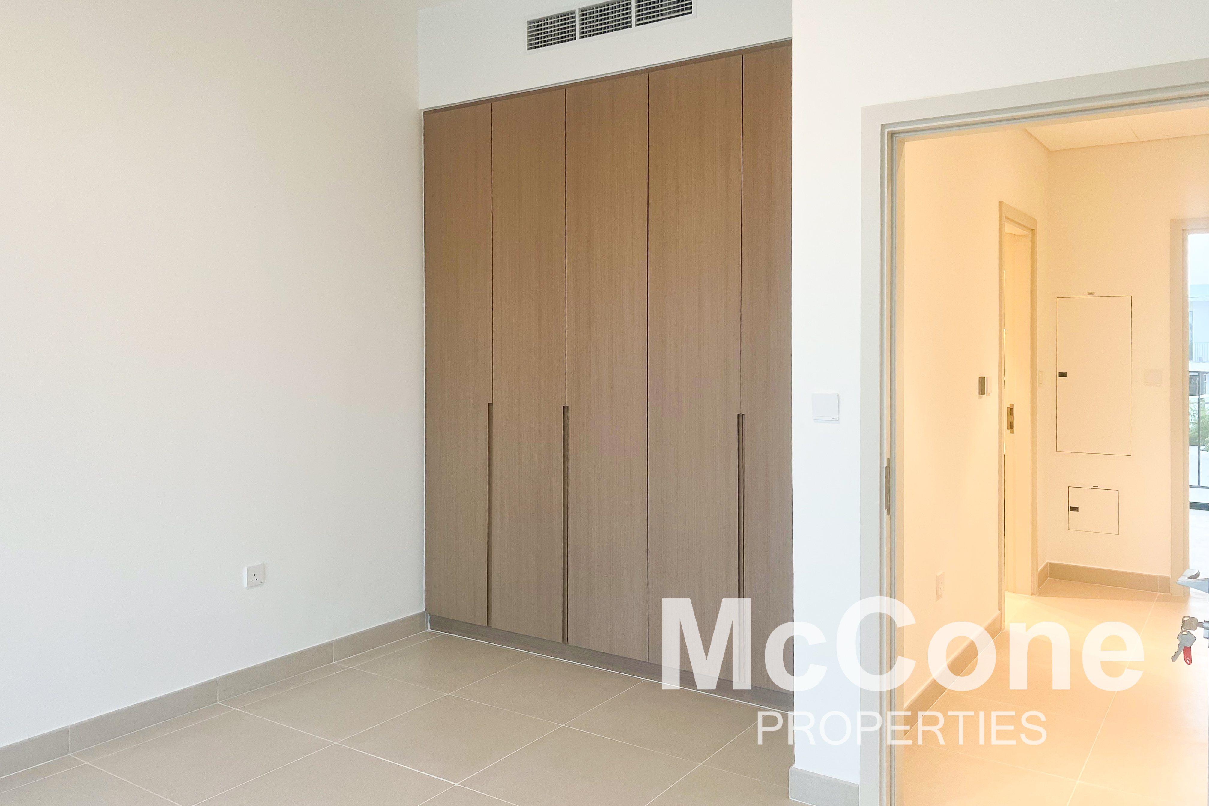 4 Bedroom Villa for Rent in Lillia, The Valley — photograph 10 of 21
