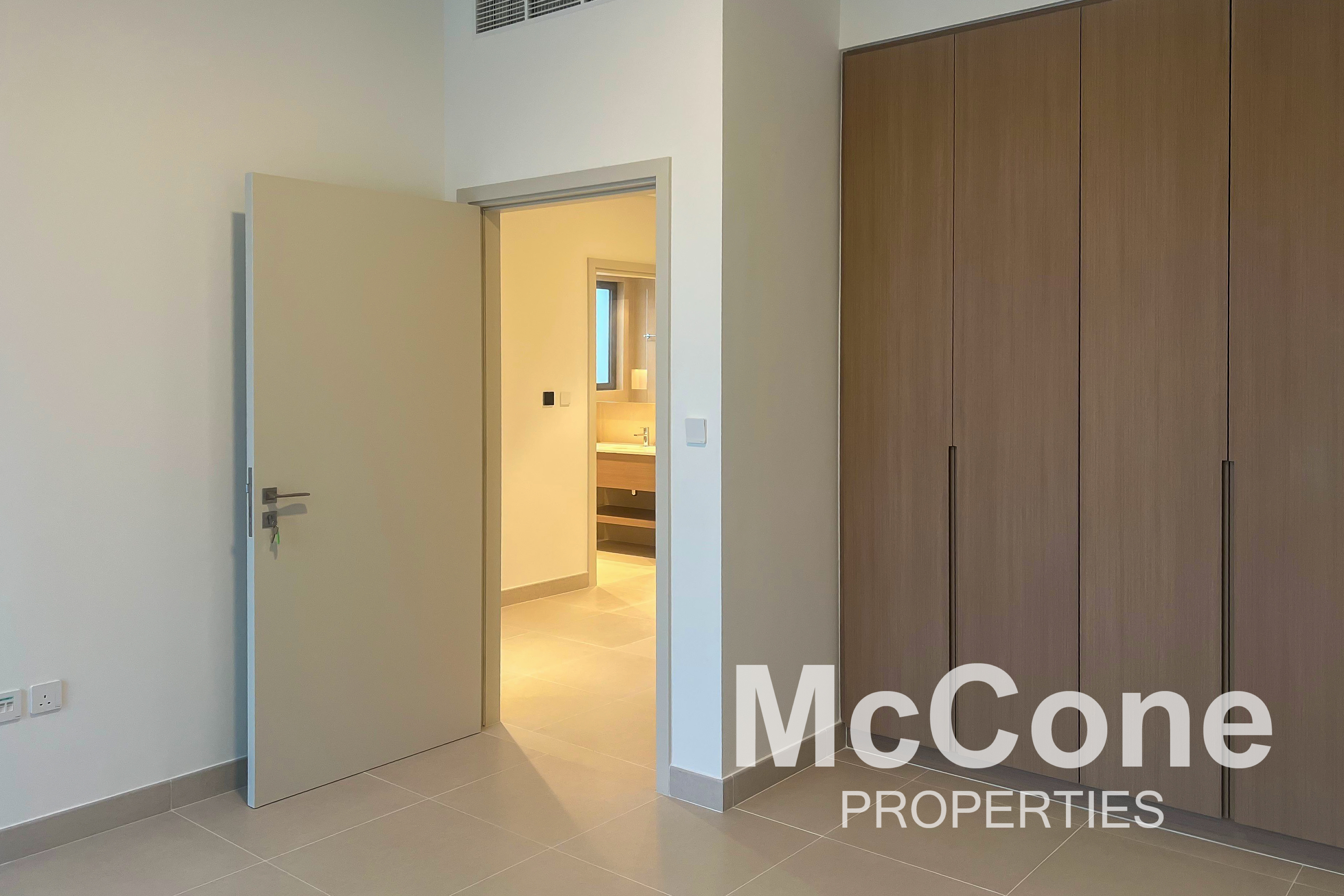 4 Bedroom Villa for Rent in Lillia, The Valley — photograph 11 of 21