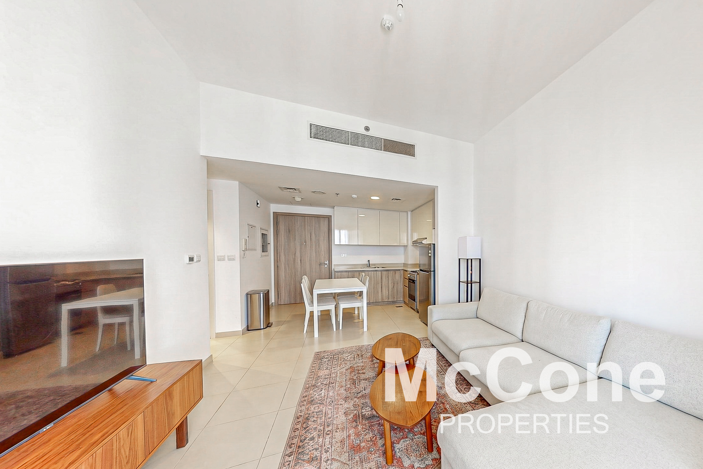 1 Bedroom Apartment for Rent in UNA Apartments, Town Square — photo 2 of 10