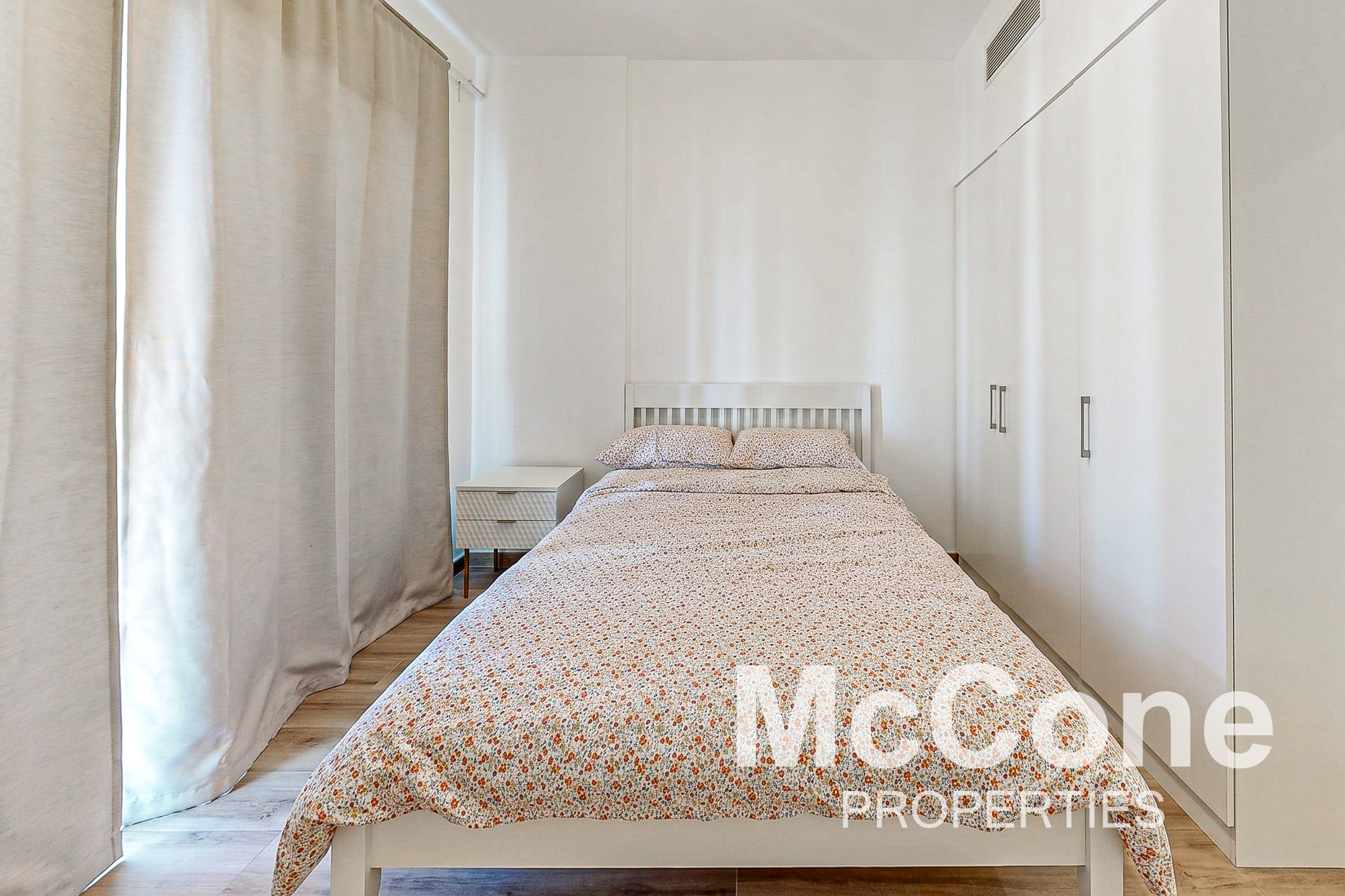 1 Bedroom Apartment for Rent in UNA Apartments, Town Square — photo 6 of 10
