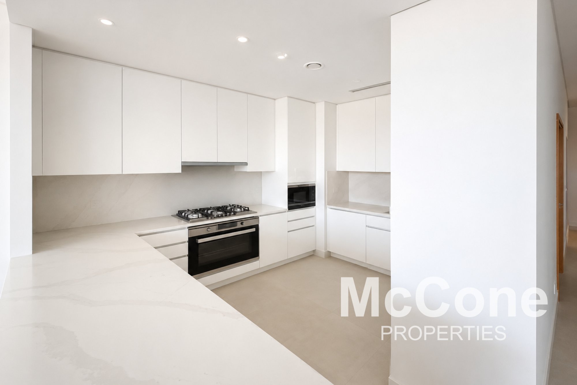 4 Bedroom Townhouse for Rent in Opal Gardens, Mohammed Bin Rashid City — photo 3 of 10