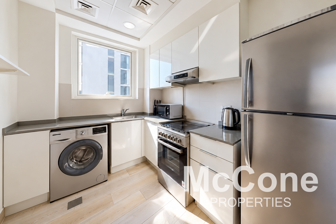 1 Bedroom Apartment for Rent in Bloom Towers C, Jumeirah Village Circle — photo 3 of 10