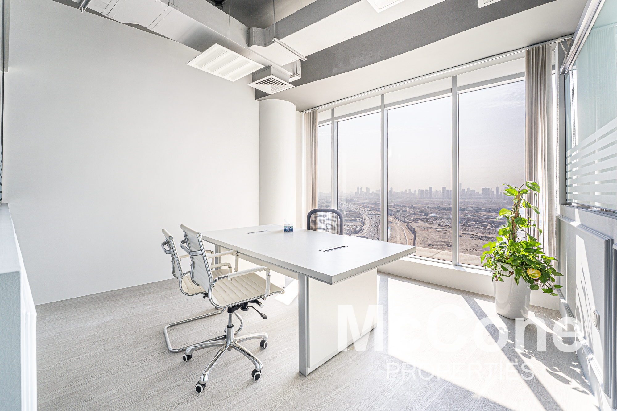 Office for Rent in I Rise Tower, Barsha Heights (Tecom) — photo 3 of 11