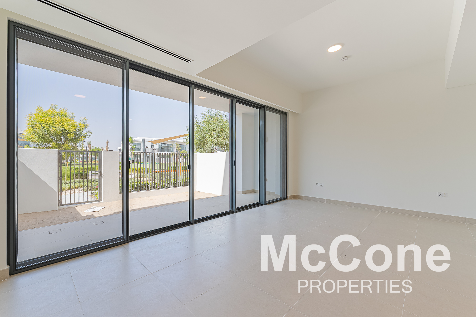 3 Bedroom Townhouse for Rent in Lillia, The Valley — photo 2 of 25
