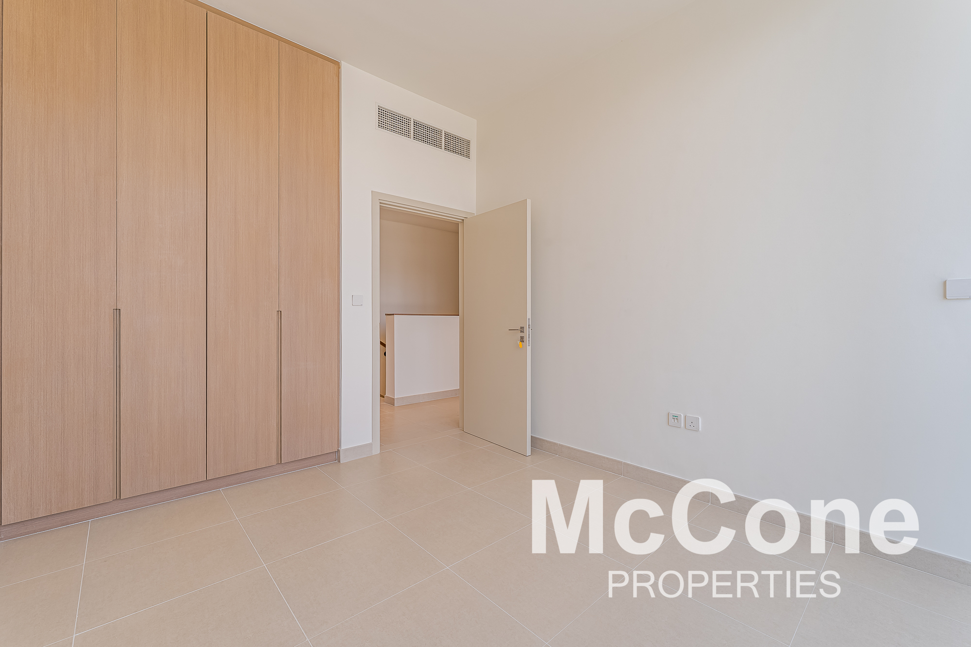3 Bedroom Townhouse for Rent in Lillia, The Valley — photograph 11 of 25