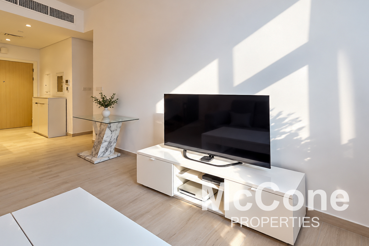 1 Bedroom Apartment for Rent in Belgravia 3A, Jumeirah Village Circle — photo 4 of 12