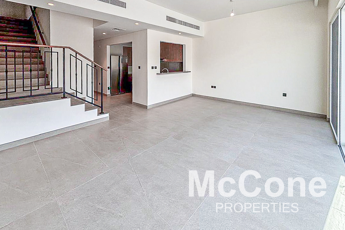 4 Bedroom Villa for Rent in Nice, Damac Lagoons — photo 2 of 15