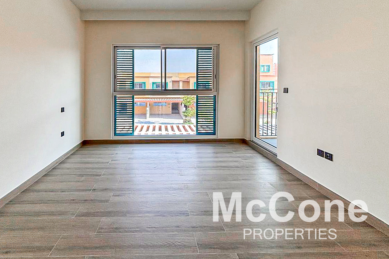 4 Bedroom Villa for Rent in Nice, Damac Lagoons — photograph 11 of 15