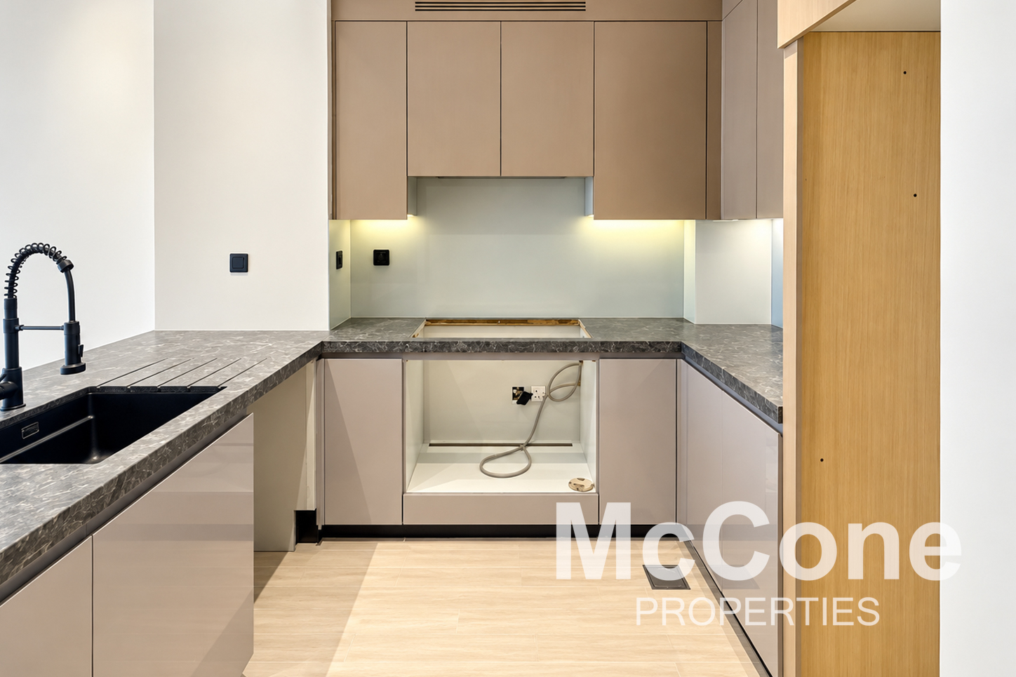 2 Bedroom Apartment for Rent in Hyati Avenue, Jumeirah Village Circle — photo 3 of 10