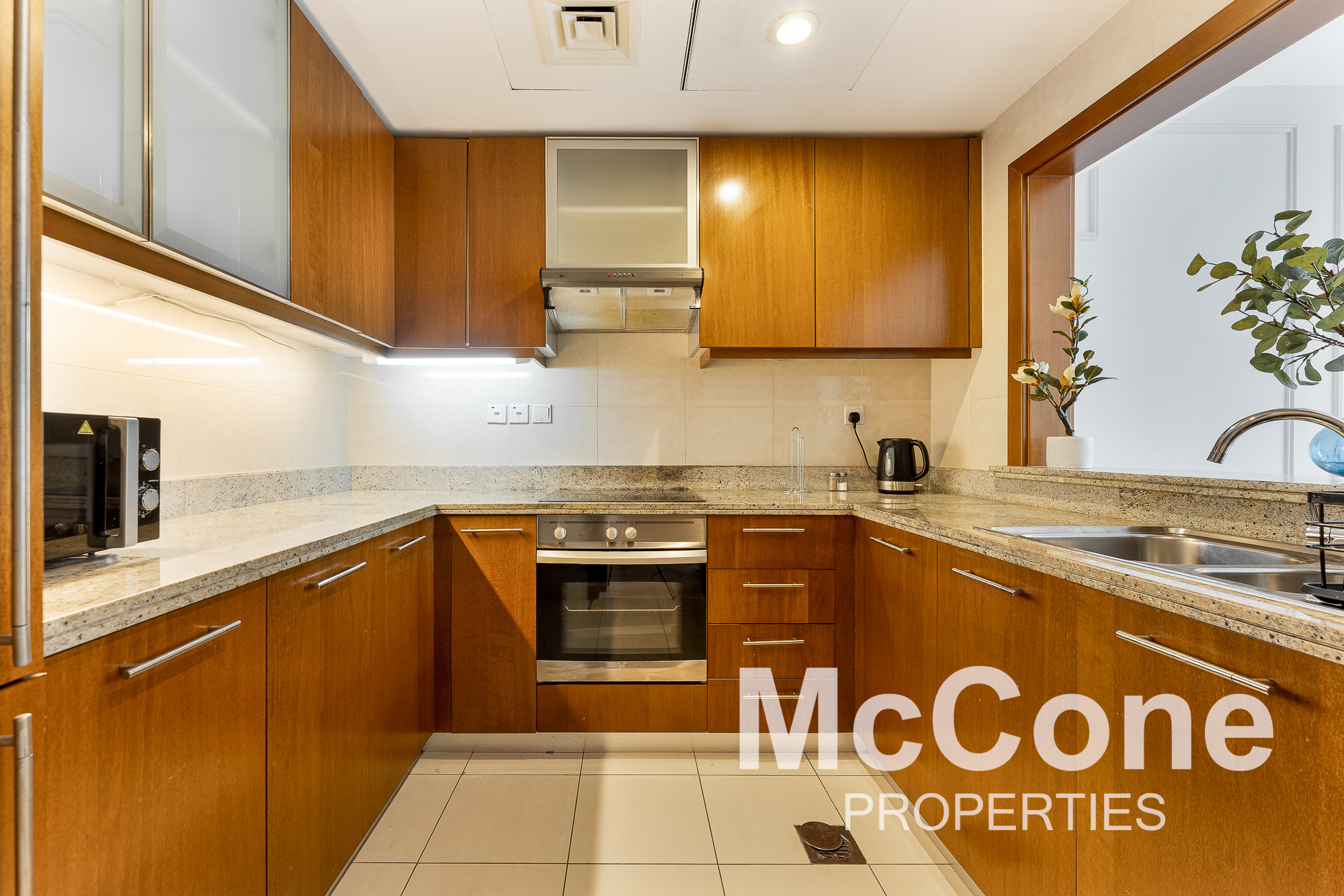 1 Bedroom Apartment for Rent in Standpoint Tower 1, Downtown Dubai — photo 3 of 20