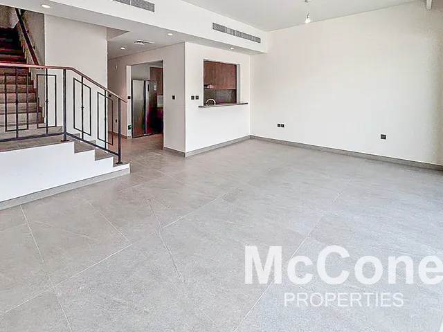 4 Bedroom Villa for Rent in Nice, Damac Lagoons