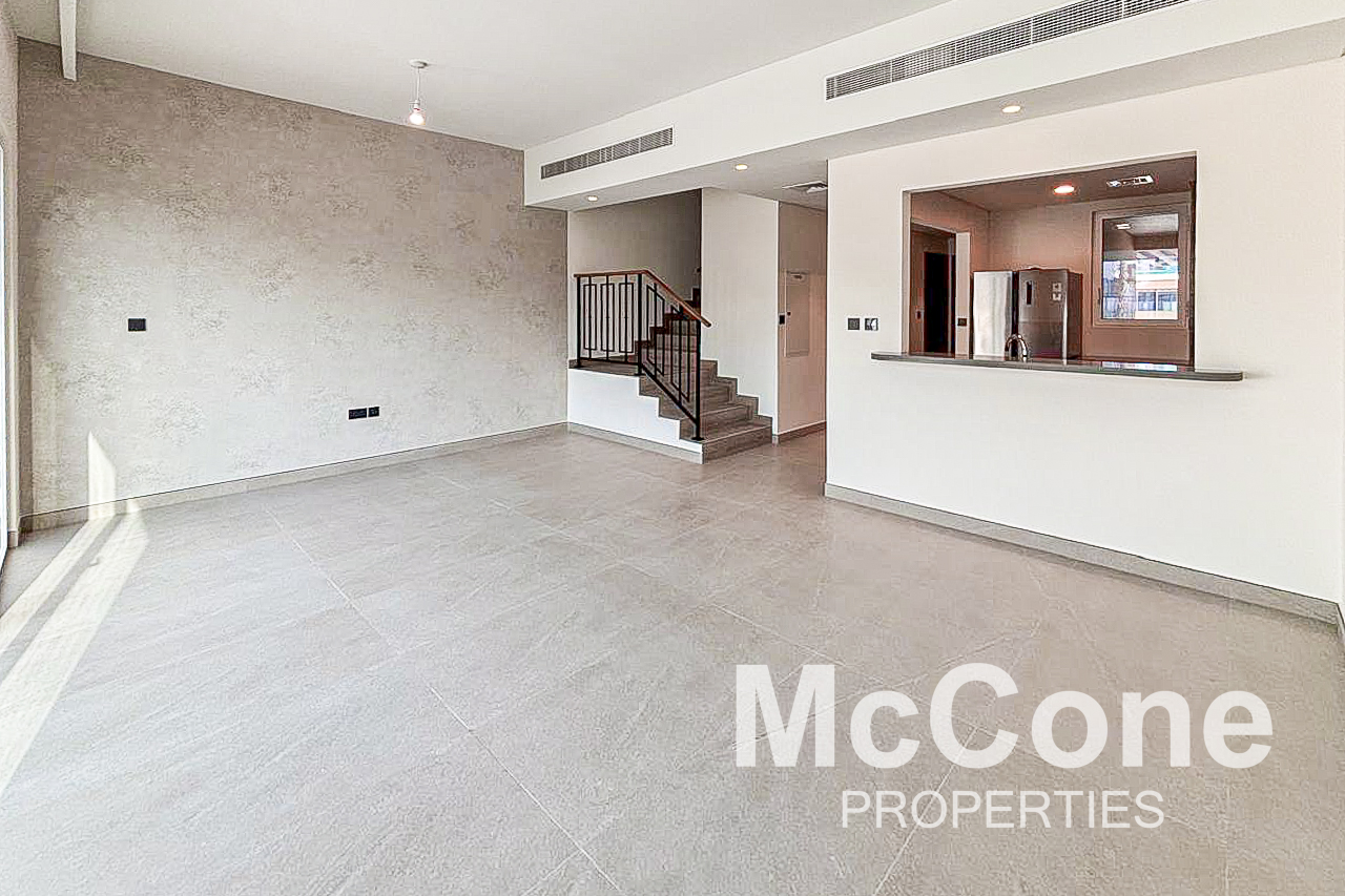 4 Bedroom Villa for Rent in Nice, Damac Lagoons — photo 2 of 10