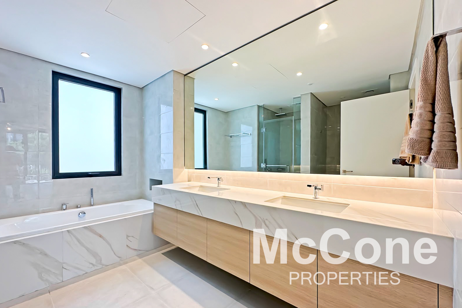 4 Bedroom Townhouse for Rent in Jebel Ali Village Townhouses, Jebel Ali — photo 8 of 18