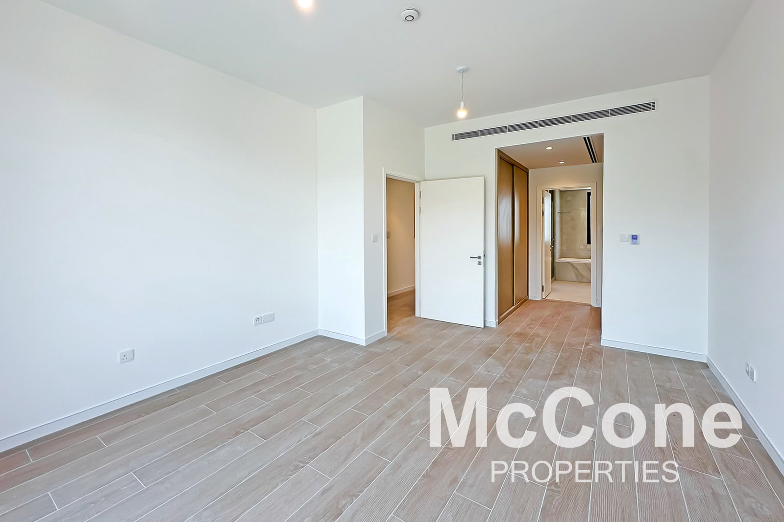 4 Bedroom Townhouse for Rent in Jebel Ali Village Townhouses, Jebel Ali — photo 4 of 18