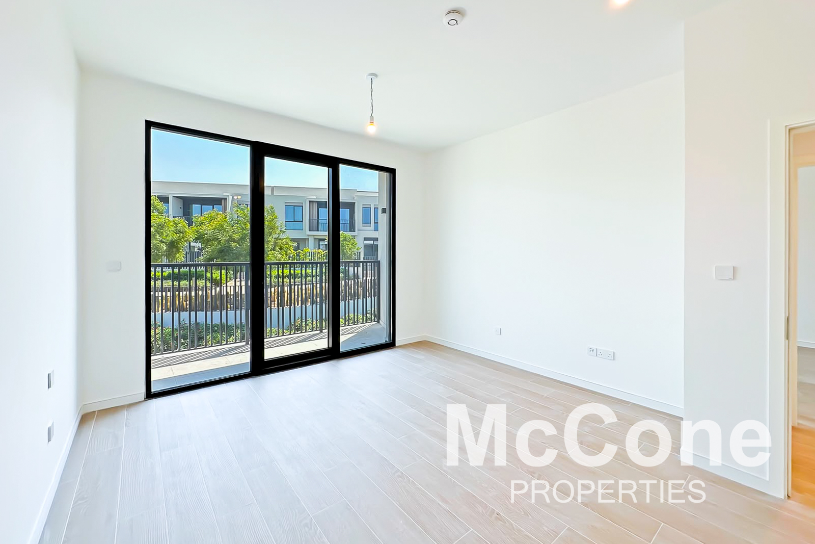 4 Bedroom Townhouse for Rent in Jebel Ali Village Townhouses, Jebel Ali — photo 6 of 18