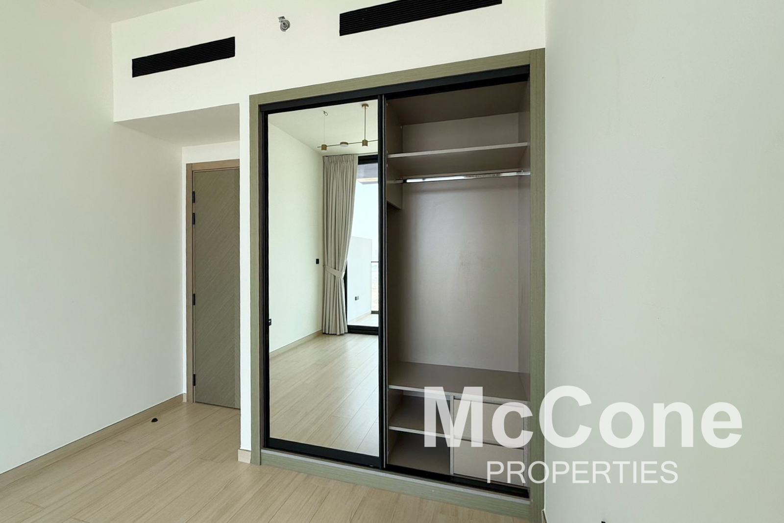 2 Bedroom Apartment for Rent in Binghatti Corner, Jumeirah Village Circle — photo 7 of 14