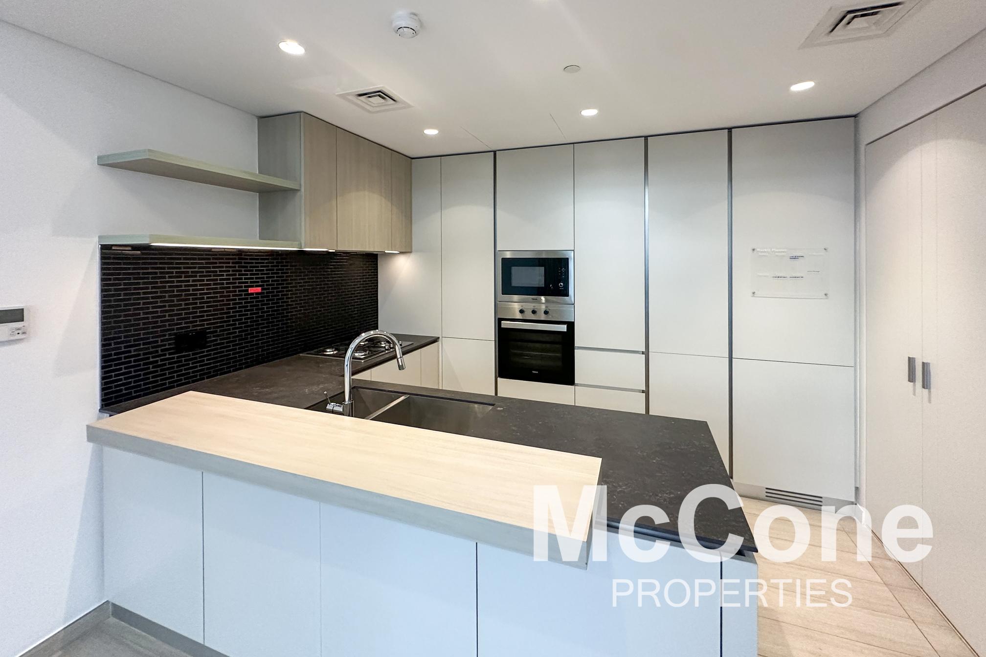 2 Bedroom Apartment for Rent in Harrington House, Jumeirah Village Circle — photo 3 of 22