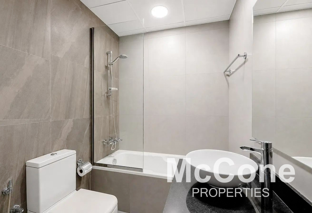 3 Bedroom Apartment for Rent in La Riviera Apartments, Jumeirah Village Circle — photograph 18 of 29