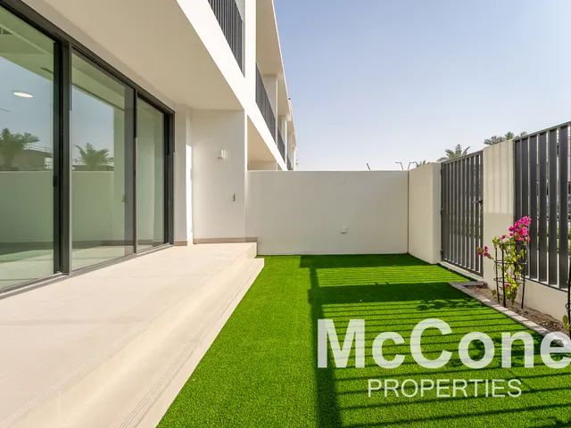 3 Bedroom Villa for Rent in Lillia, The Valley