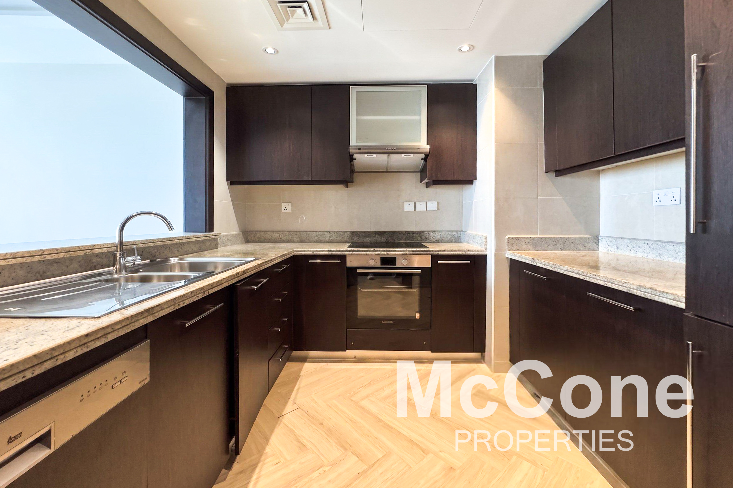 1 Bedroom Apartment for Rent in Standpoint Tower 1, Downtown Dubai — photo 3 of 13