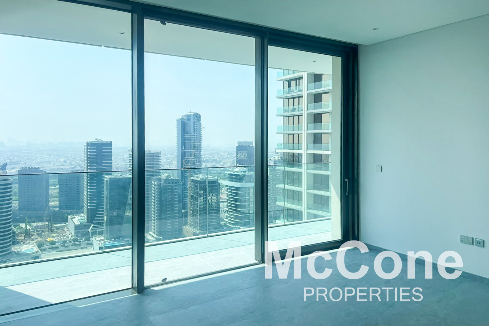 1 Bedroom Apartment for Rent in Peninsula Four, Business Bay — photo 3 of 12