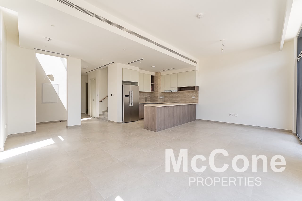 4 Bedroom Townhouse for Rent in Mudon Al Ranim 2, Mudon — photo 3 of 25