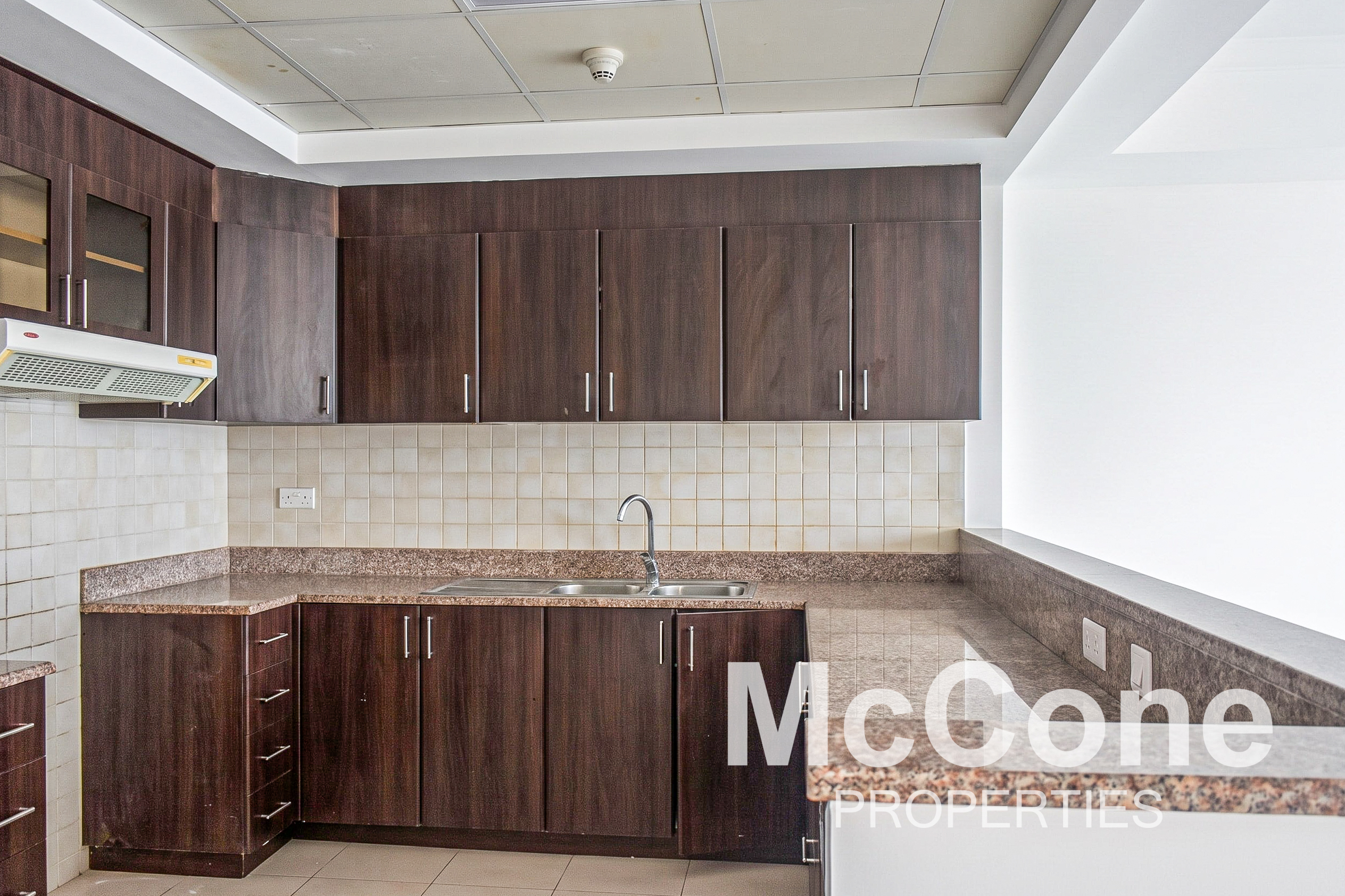 2 Bedroom Apartment for Rent in Churchill Residency Tower, Business Bay — photo 6 of 18