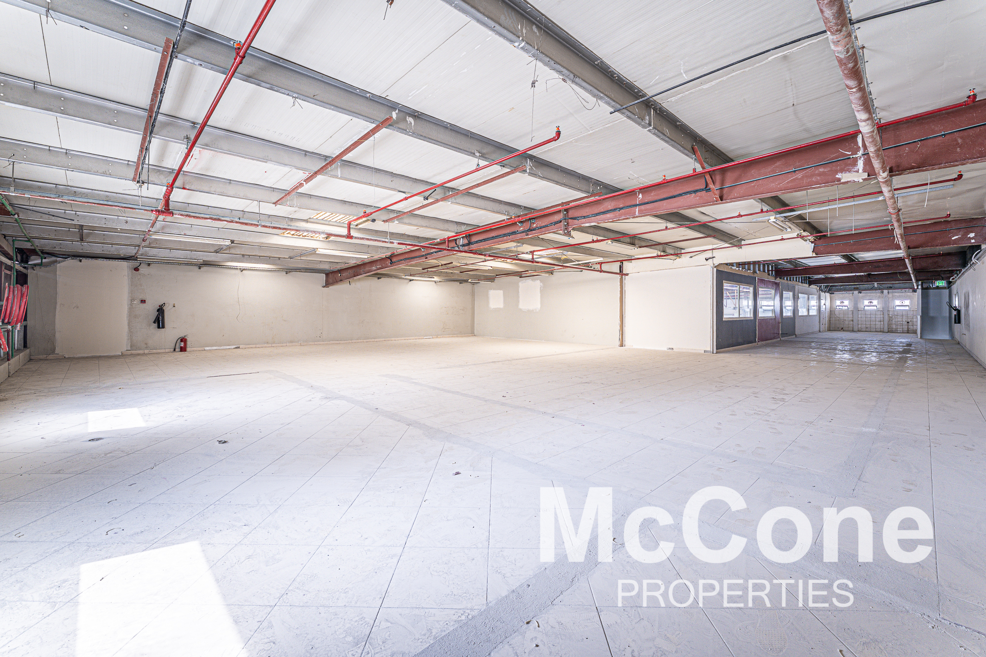 Warehouse for Rent in Al Quoz Industrial Area 3, Al Quoz — photo 7 of 12