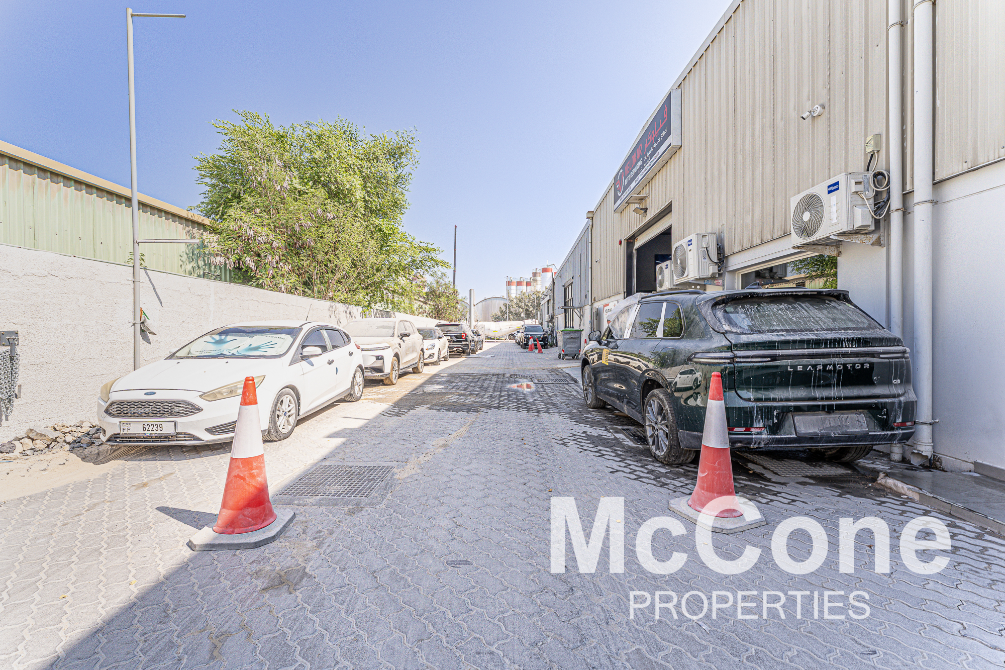 Warehouse for Rent in Al Quoz Industrial Area 3, Al Quoz — photograph 11 of 12