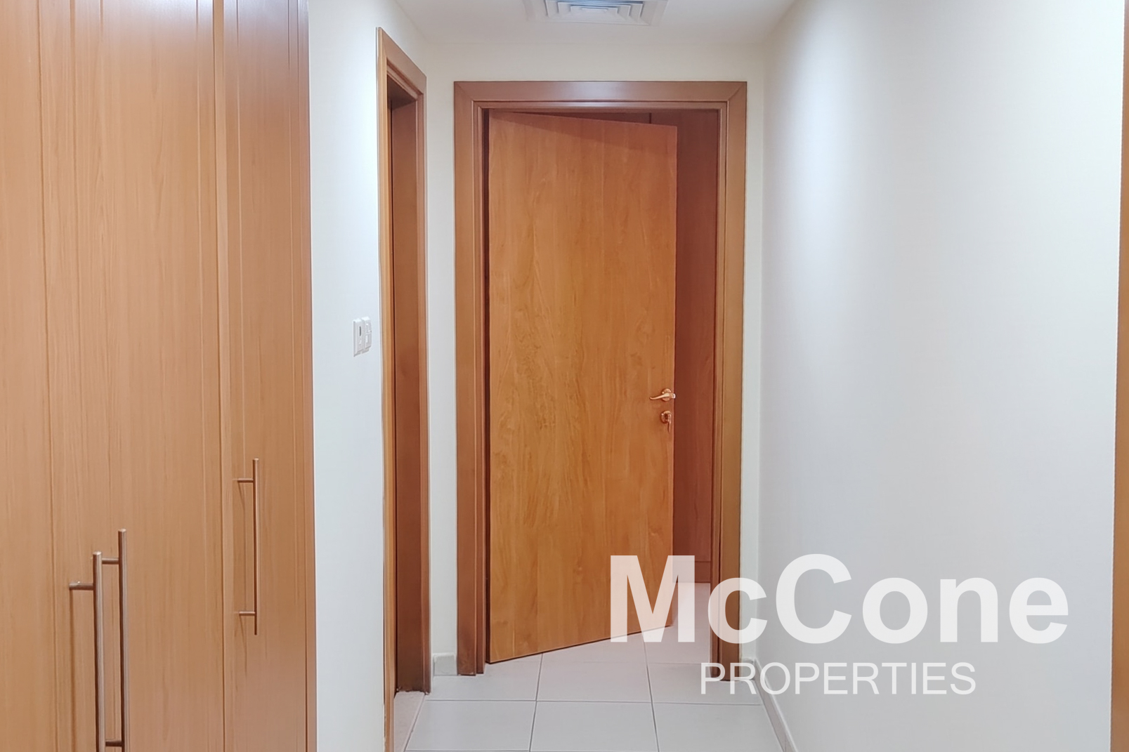 2 Bedroom Apartment for Rent in Emirates Gardens 1, Jumeirah Village Circle — photo 6 of 12