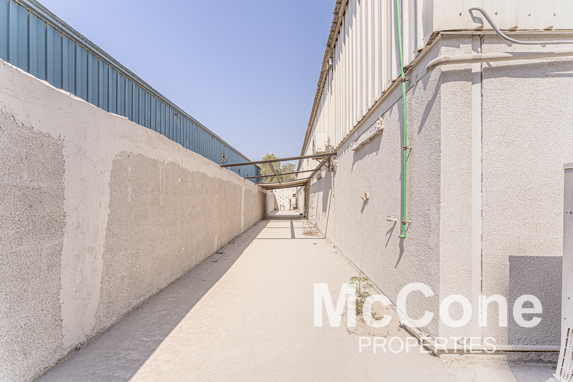 Warehouse for Rent in Al Quoz Industrial Area 3, Al Quoz — photograph 13 of 13