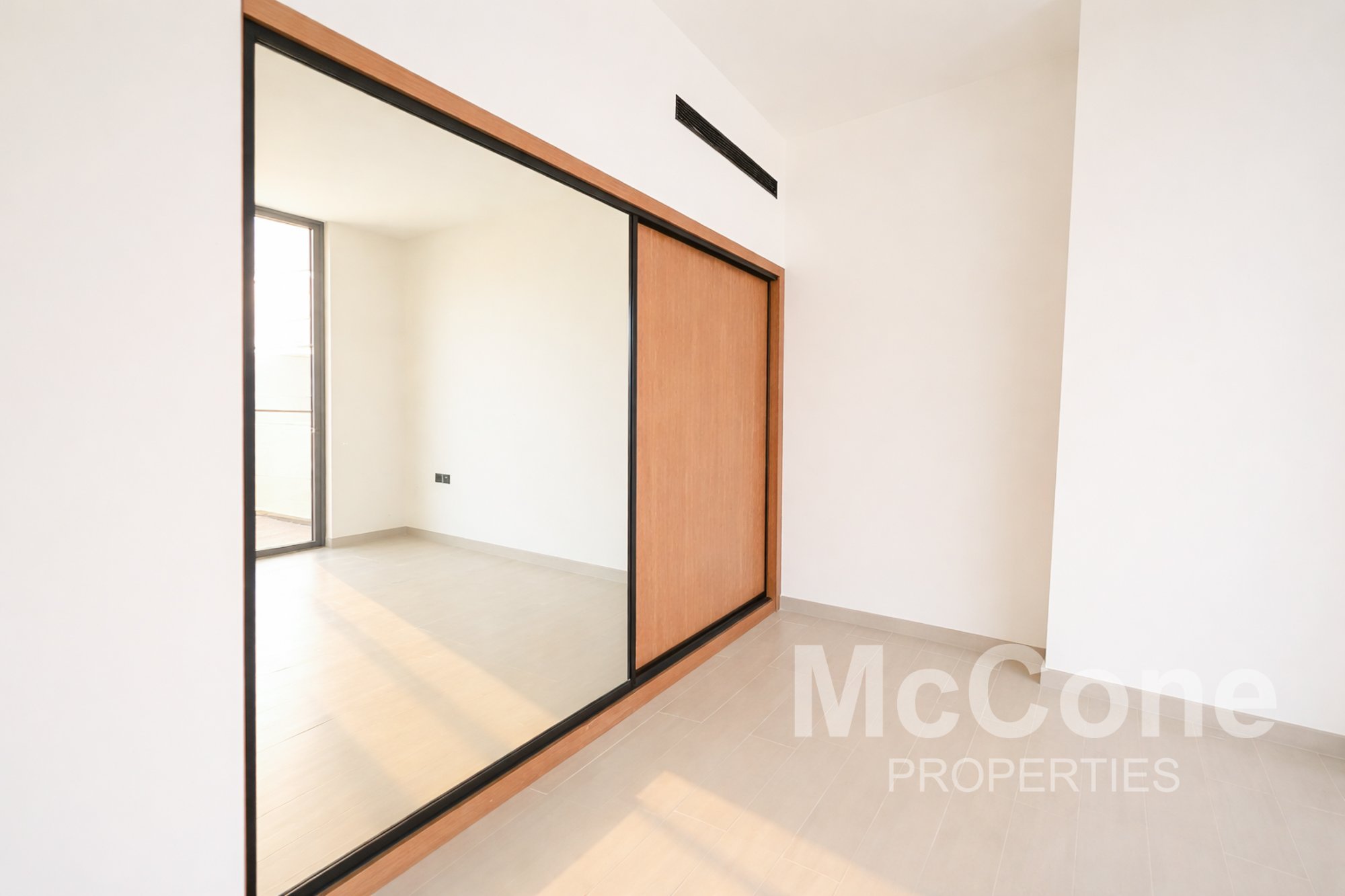 2 Bedroom Apartment for Rent in Binghatti Amber, Jumeirah Village Circle — photo 7 of 10