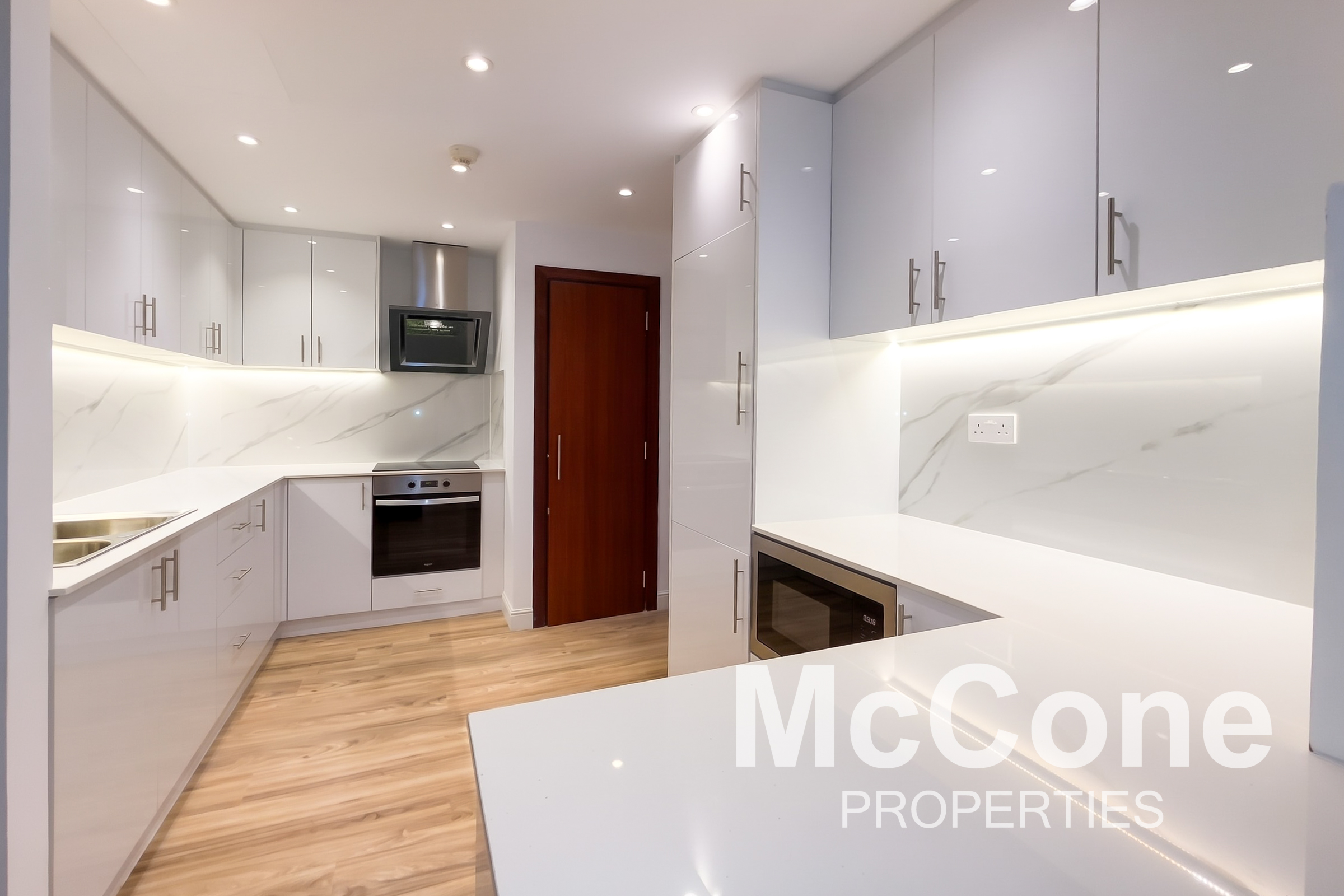 2 Bedroom Apartment for Rent in Rimal 1, Jumeirah Beach Residence — photo 7 of 14