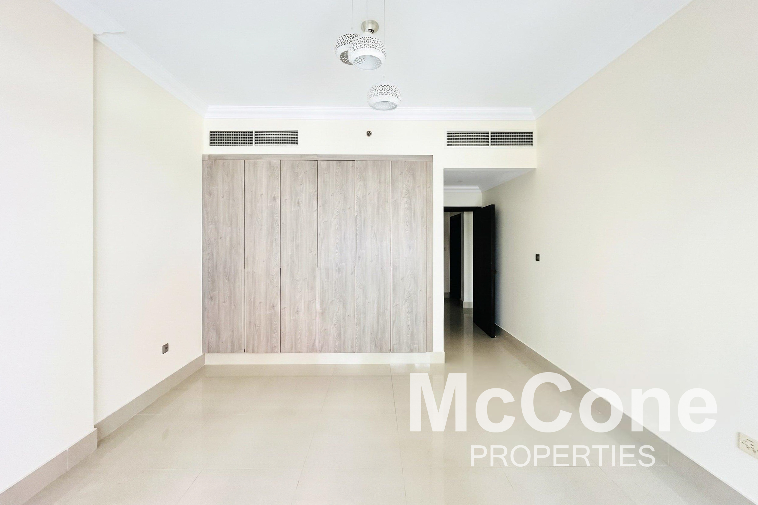 2 Bedroom Apartment for Rent in Le Grand Chateau A, Jumeirah Village Circle — photograph 11 of 26