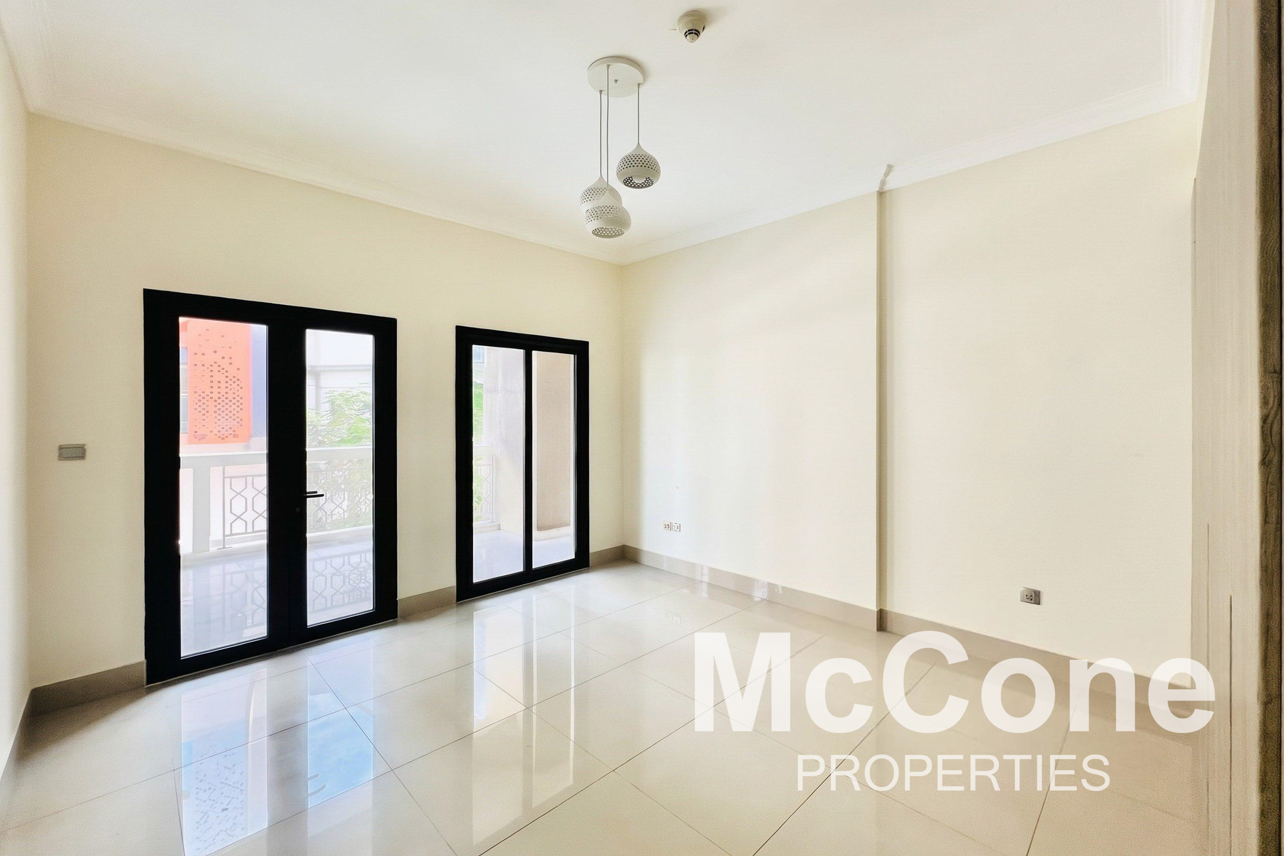 2 Bedroom Apartment for Rent in Le Grand Chateau A, Jumeirah Village Circle — photo 8 of 26