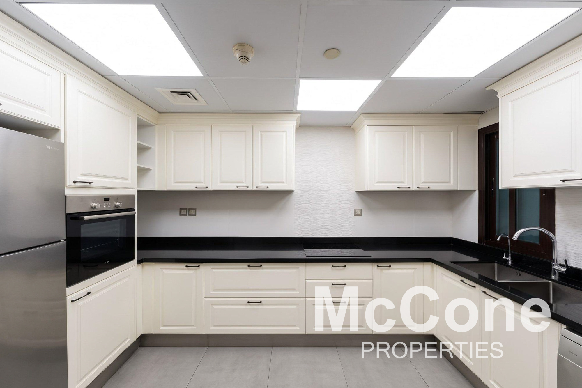 2 Bedroom Apartment for Rent in Le Grand Chateau A, Jumeirah Village Circle — photo 7 of 26