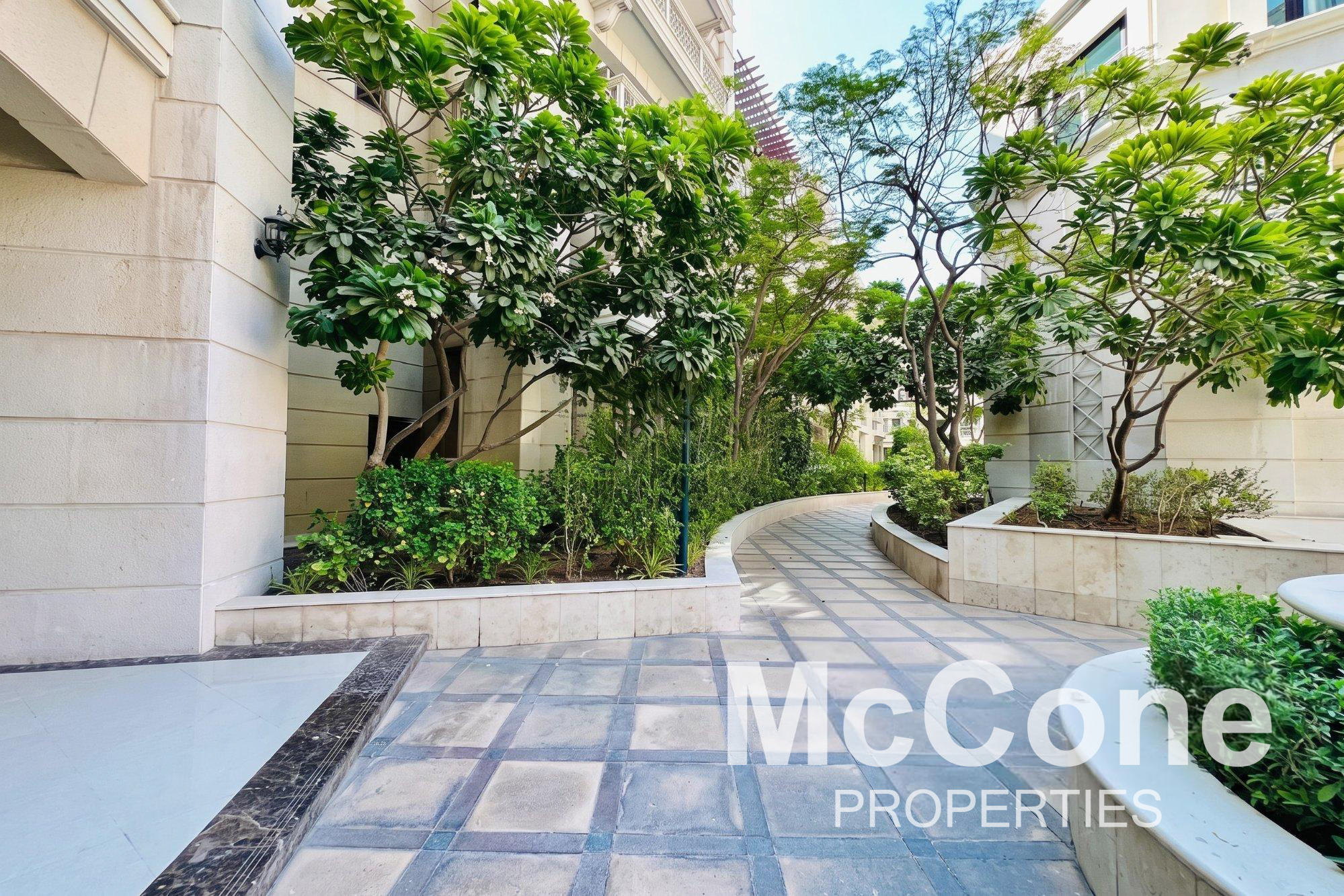 2 Bedroom Apartment for Rent in Le Grand Chateau A, Jumeirah Village Circle — photograph 20 of 26