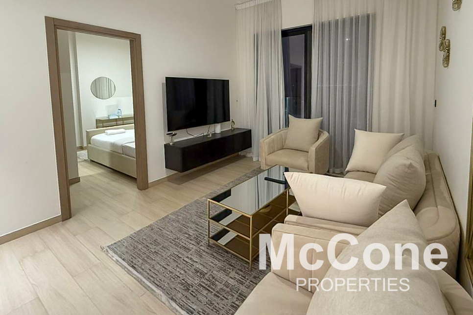 3 Bedroom Apartment for Rent in Binghatti Heights, Jumeirah Village Circle — photo 2 of 13