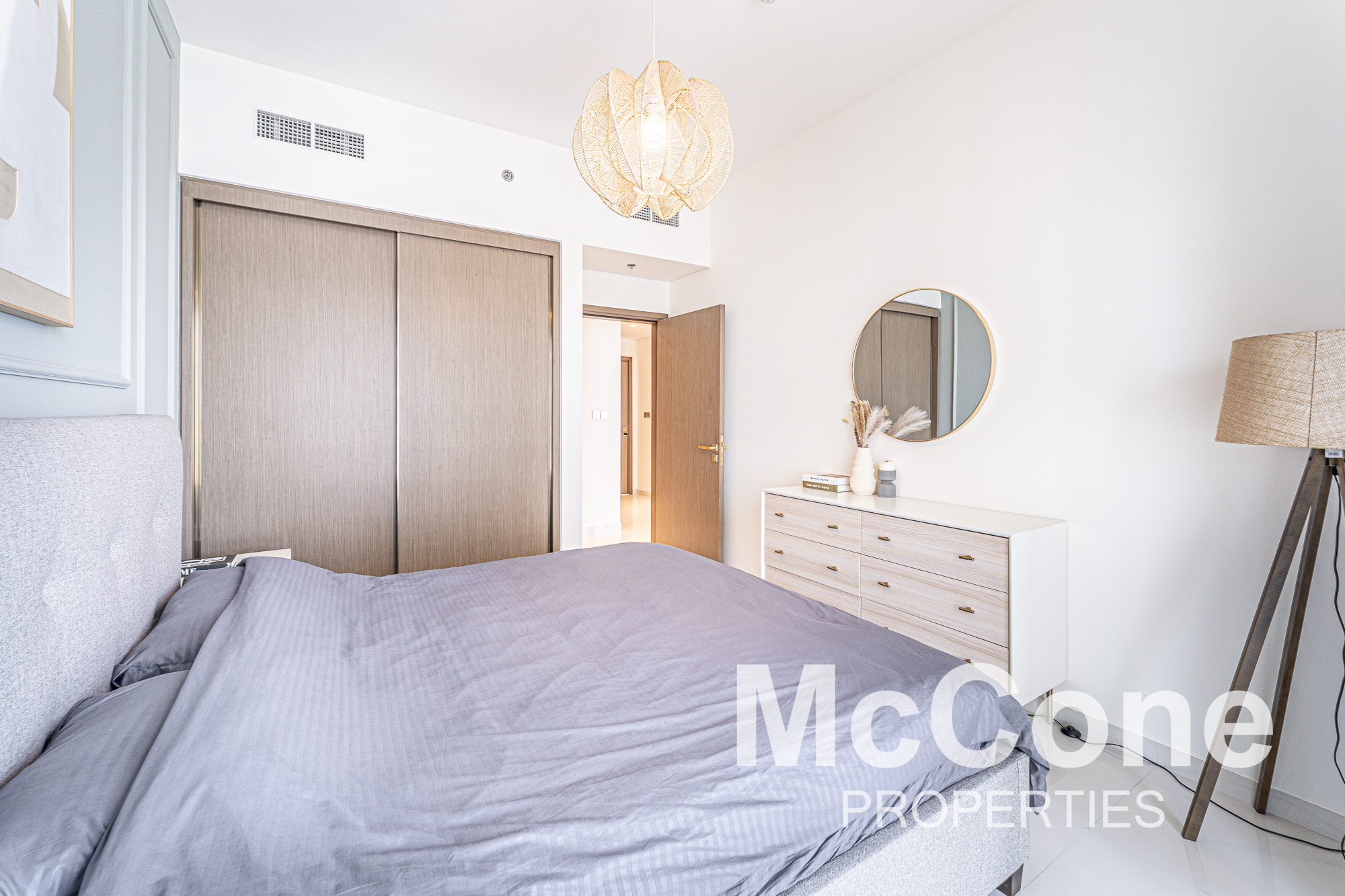 1 Bedroom Apartment for Rent in Grand Bleu Tower 1, Dubai Harbour — photograph 10 of 14