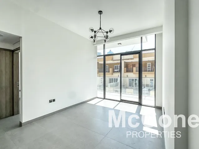 1 Bedroom Apartment for Rent in Oxford Terraces, Jumeirah Village Circle