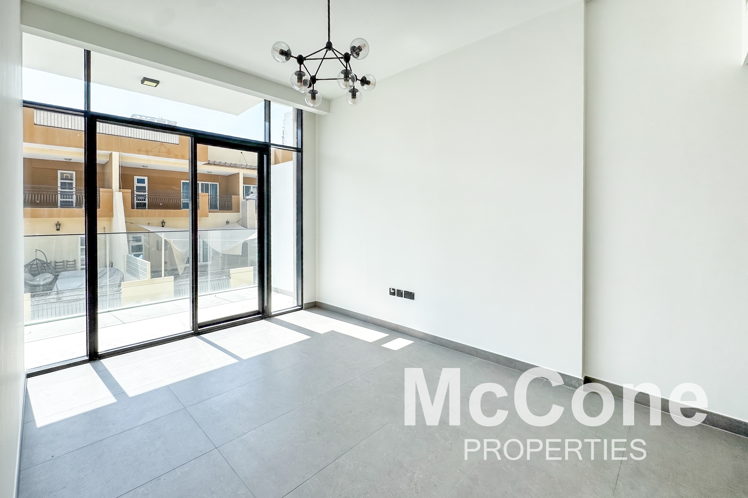 1 Bedroom Apartment for Rent in Oxford Terraces, Jumeirah Village Circle — photo 4 of 21