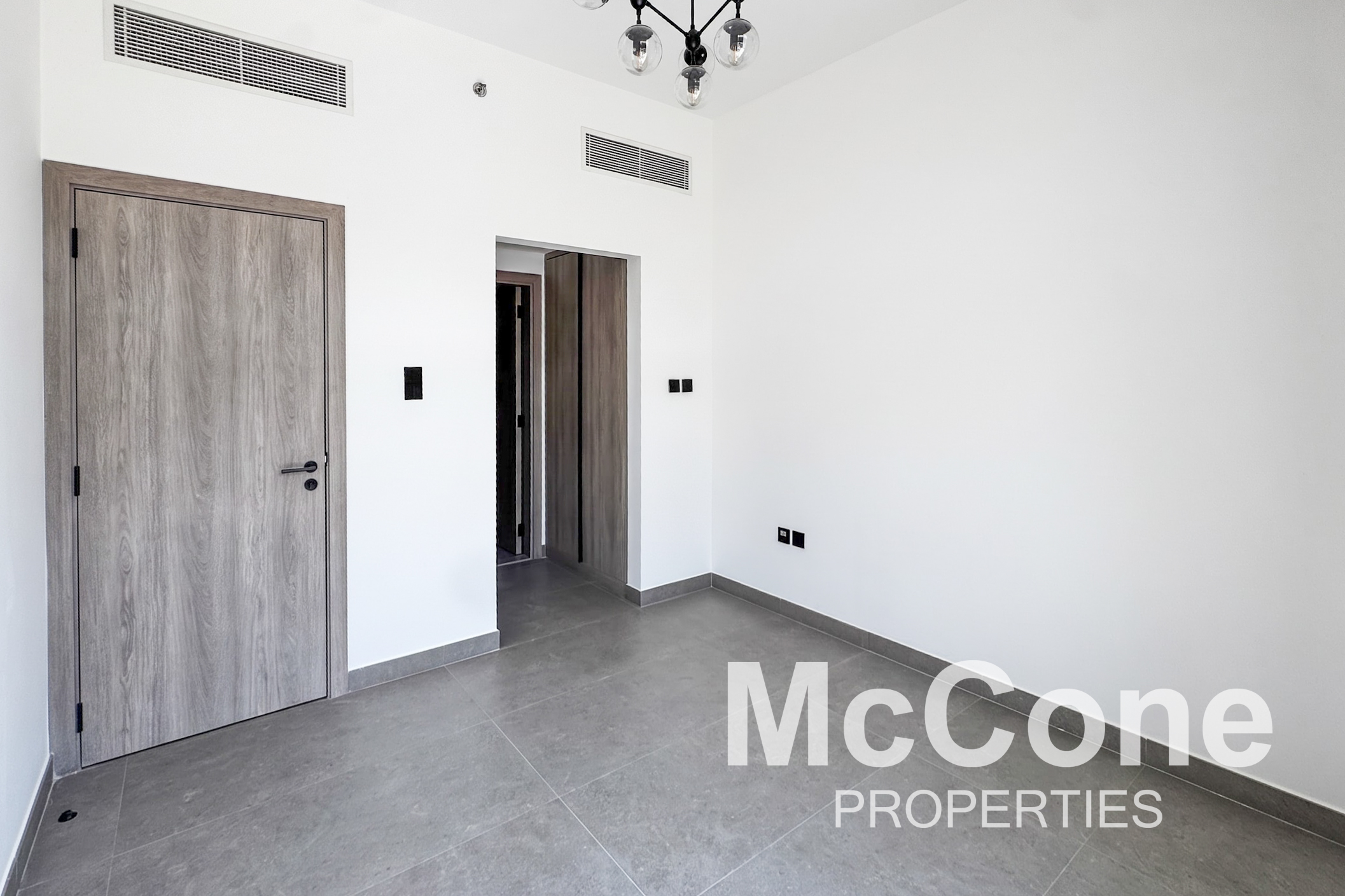 1 Bedroom Apartment for Rent in Oxford Terraces, Jumeirah Village Circle — photo 9 of 21
