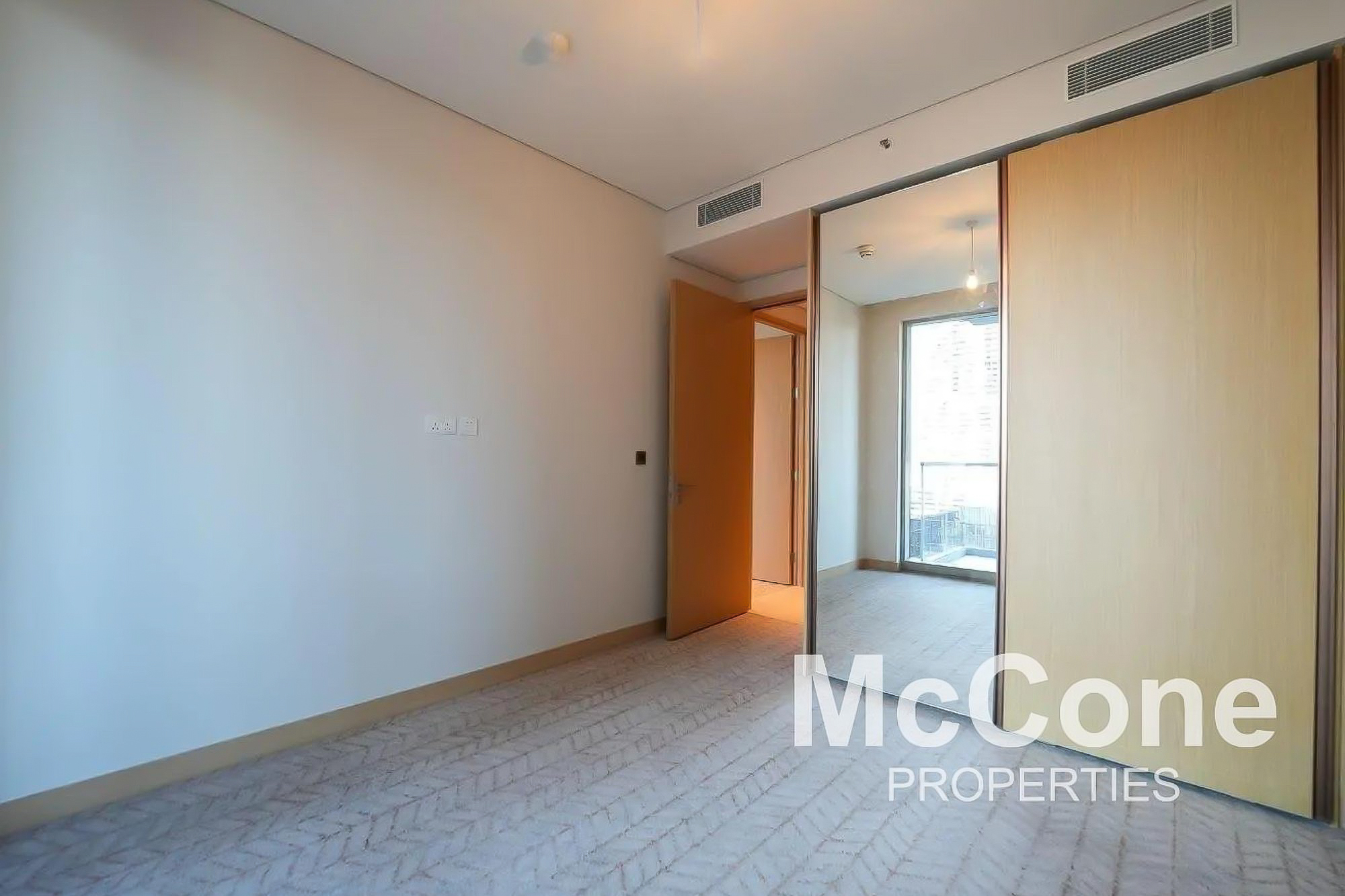 2 Bedroom Apartment for Rent in Vida Dubai Mall Tower 2, Downtown Dubai — photo 6 of 12