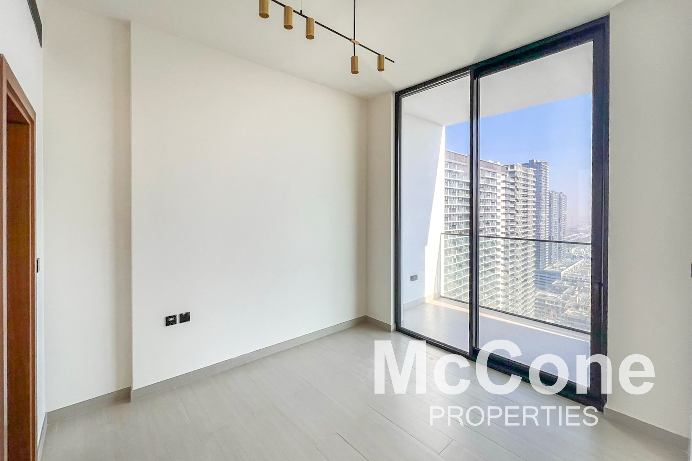 1 Bedroom Apartment for Rent in Binghatti House, Jumeirah Village Circle — photo 4 of 10