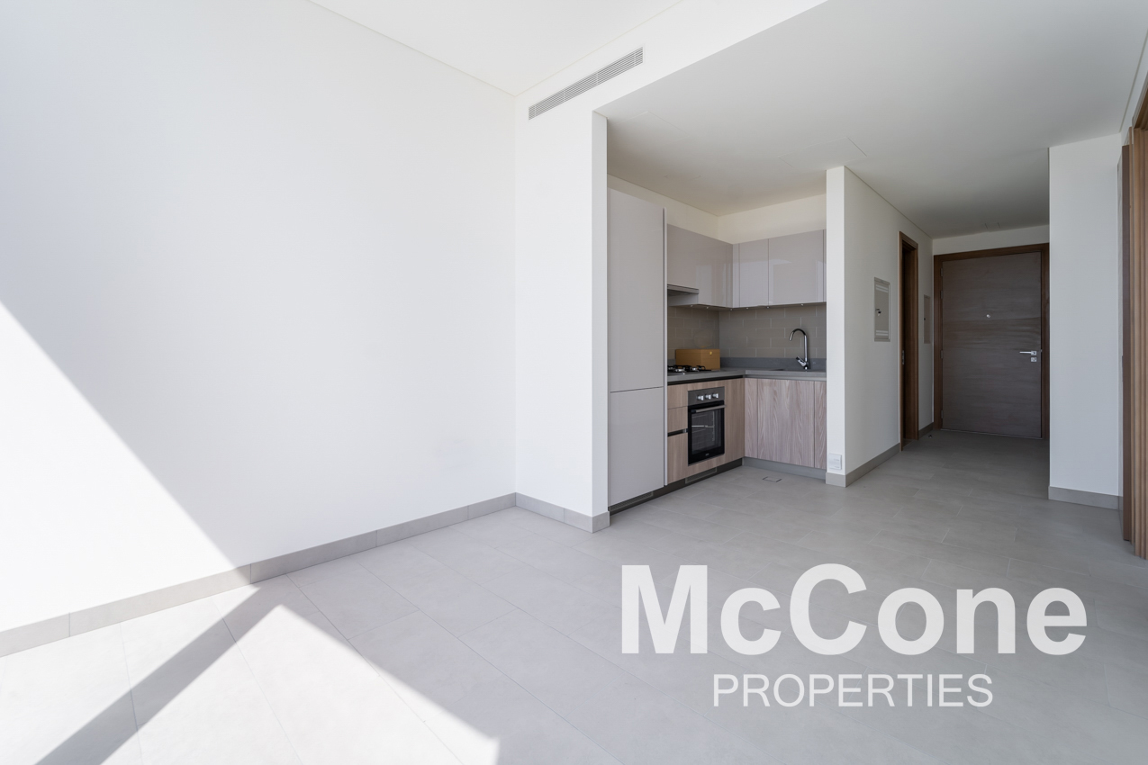 1 Bedroom Apartment for Rent in Sobha Hartland Waves, Mohammed Bin Rashid City — photo 3 of 11