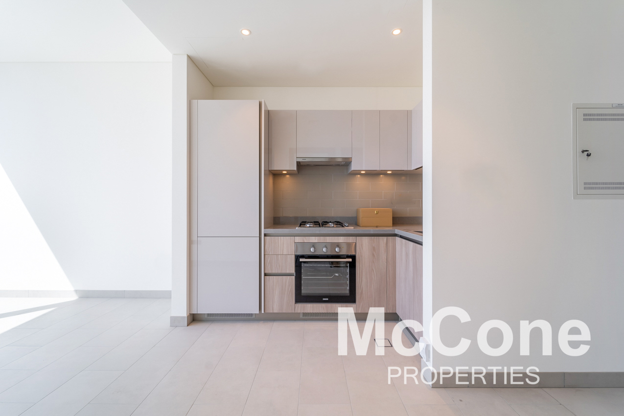 1 Bedroom Apartment for Rent in Sobha Hartland Waves, Mohammed Bin Rashid City — photo 4 of 11